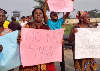 Ewekoro Community Alleges Land Grabbing, Marginalisation, Demands Restoration of Suspended CSR Grants