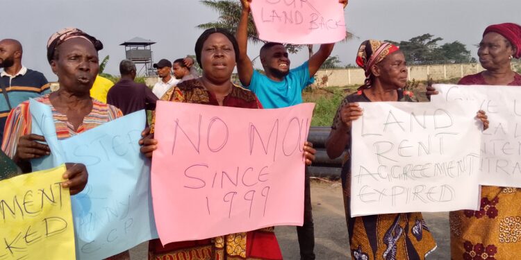Ewekoro Community Alleges Land Grabbing, Marginalisation, Demands Restoration of Suspended CSR Grants